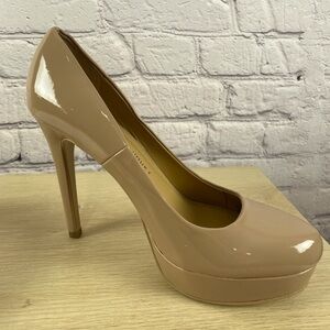 Chinese Laundry Platform Heels size 9 NWT